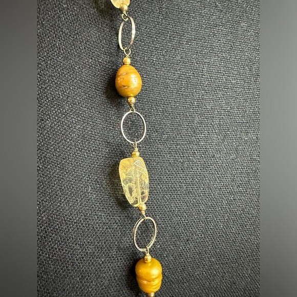 Silver Tone Neutral Tones Faceted Beaded Necklace - Picture 4 of 9